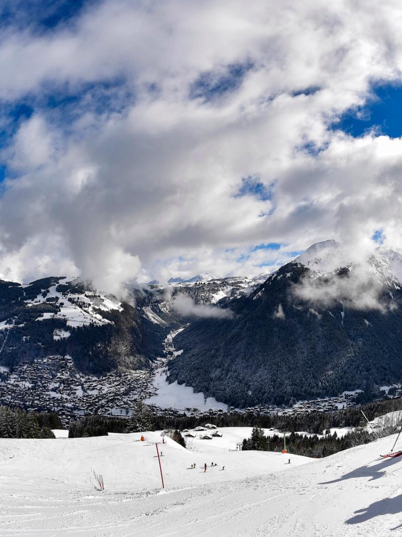 a beauty shot of the Morzine ski slope and mountains