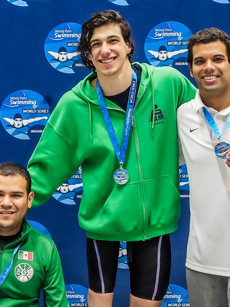 Simone Barlaam, in the middle, set a new world record in the men’s 50m freestyle S9