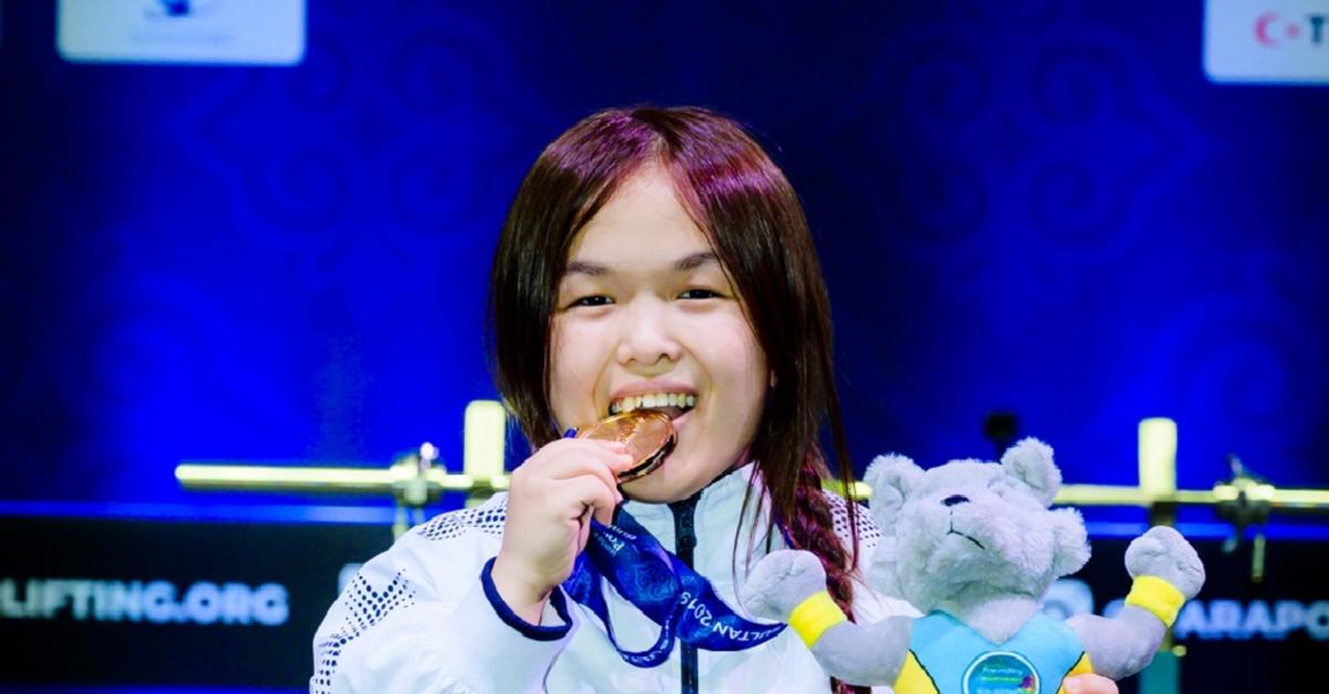 Kazakhstan powerlifter Tursynay Kabyl