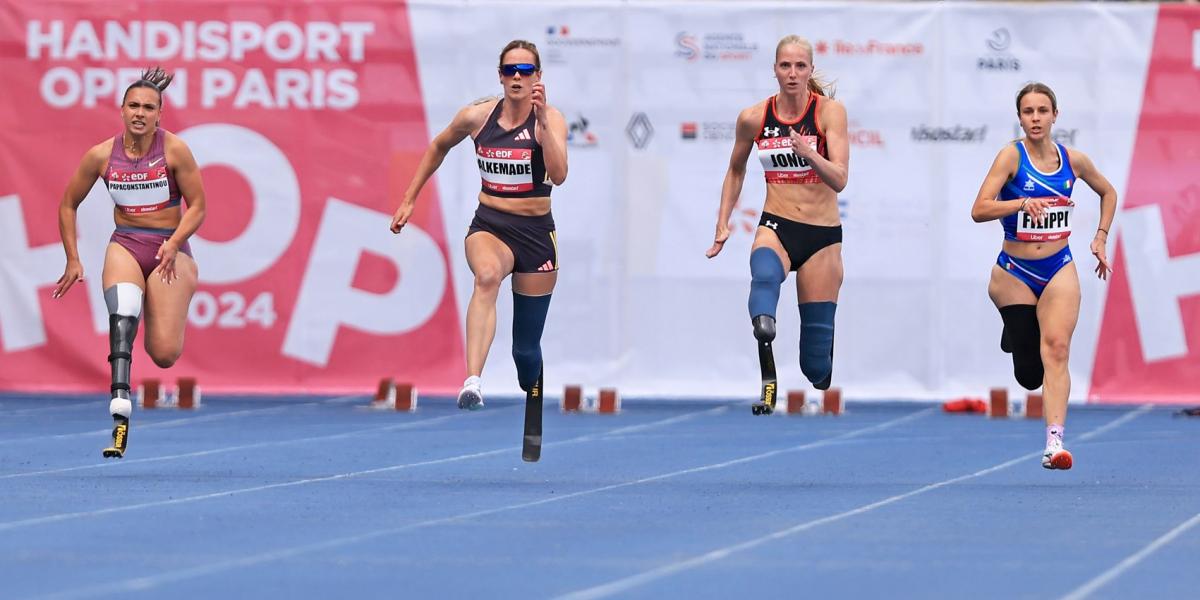 Athletes compete in a sprint