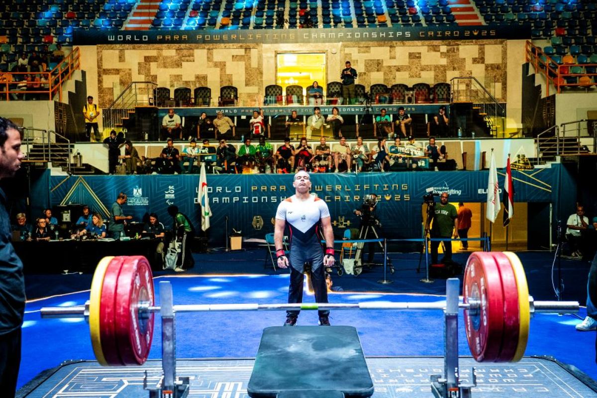 An athlete before going for his lift