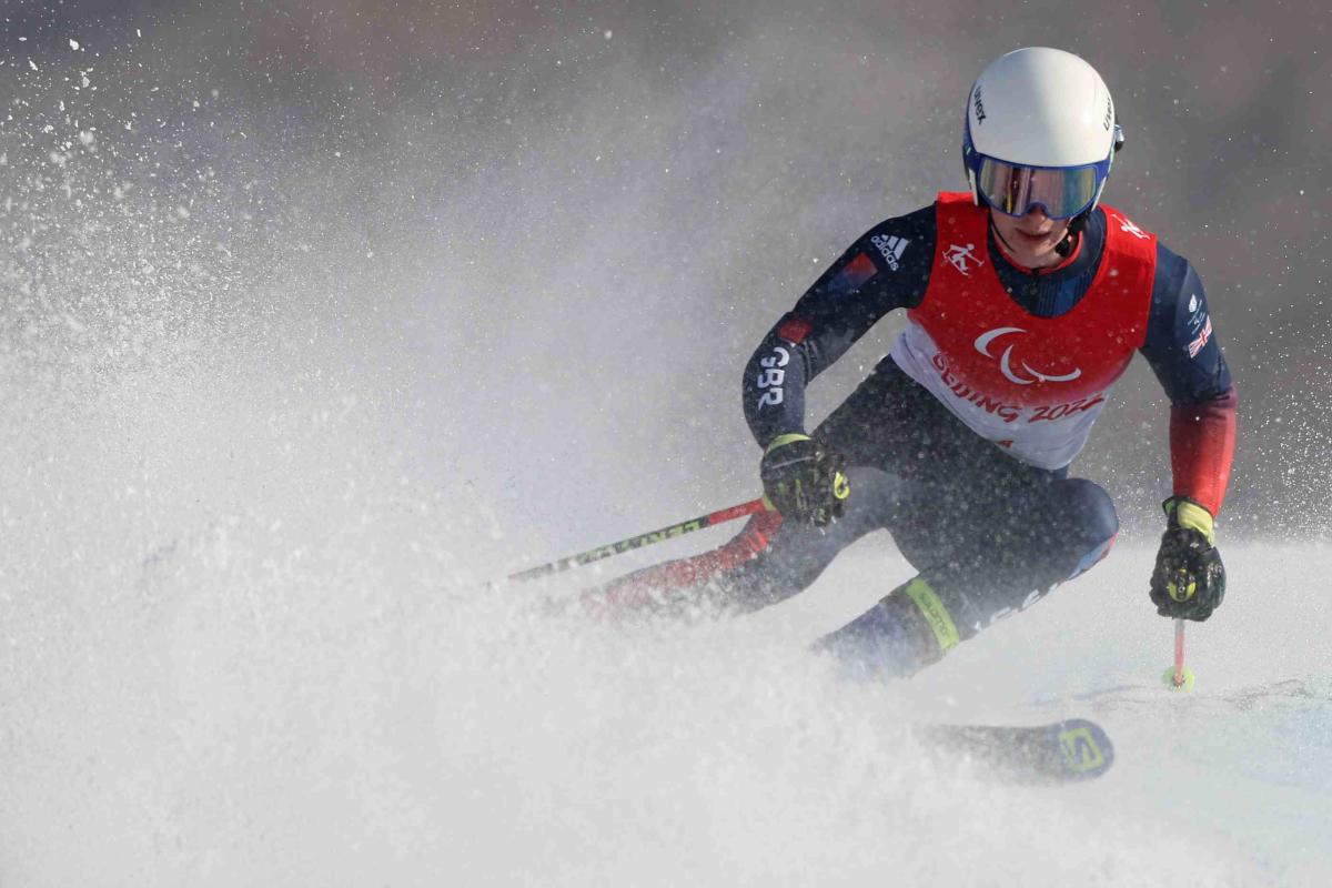 An athlete in action at Para Alpine Skiing