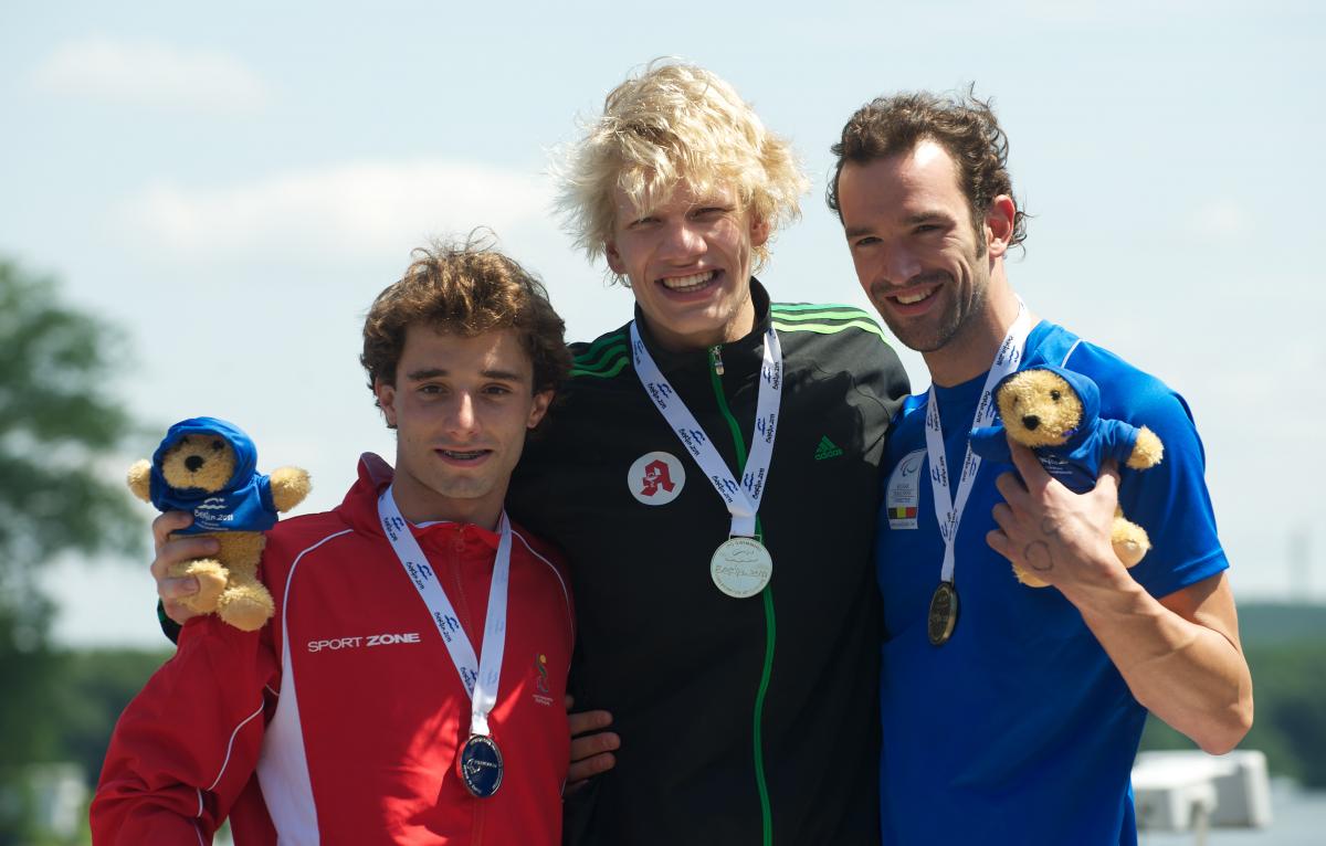 Emanuel Goncalves on the podium