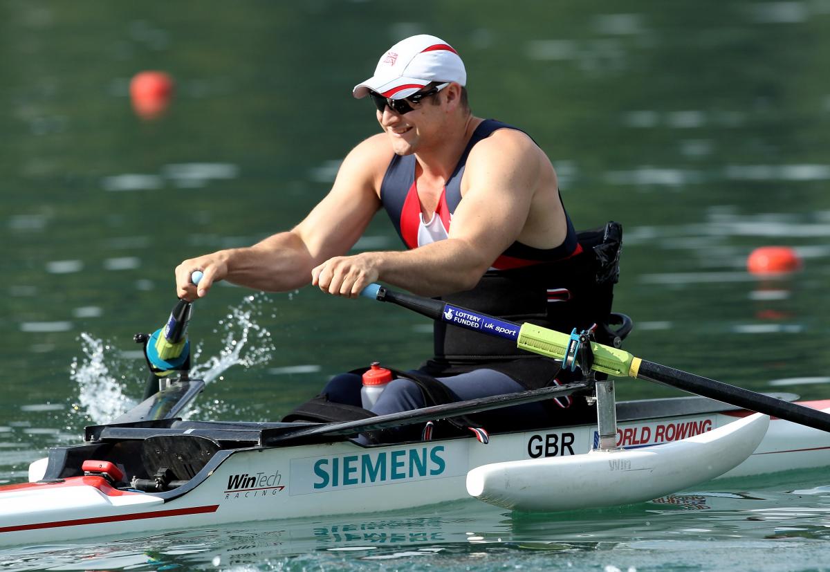 Tom Aggar - Ones To Watch 6 - Rowing Tom Aggar