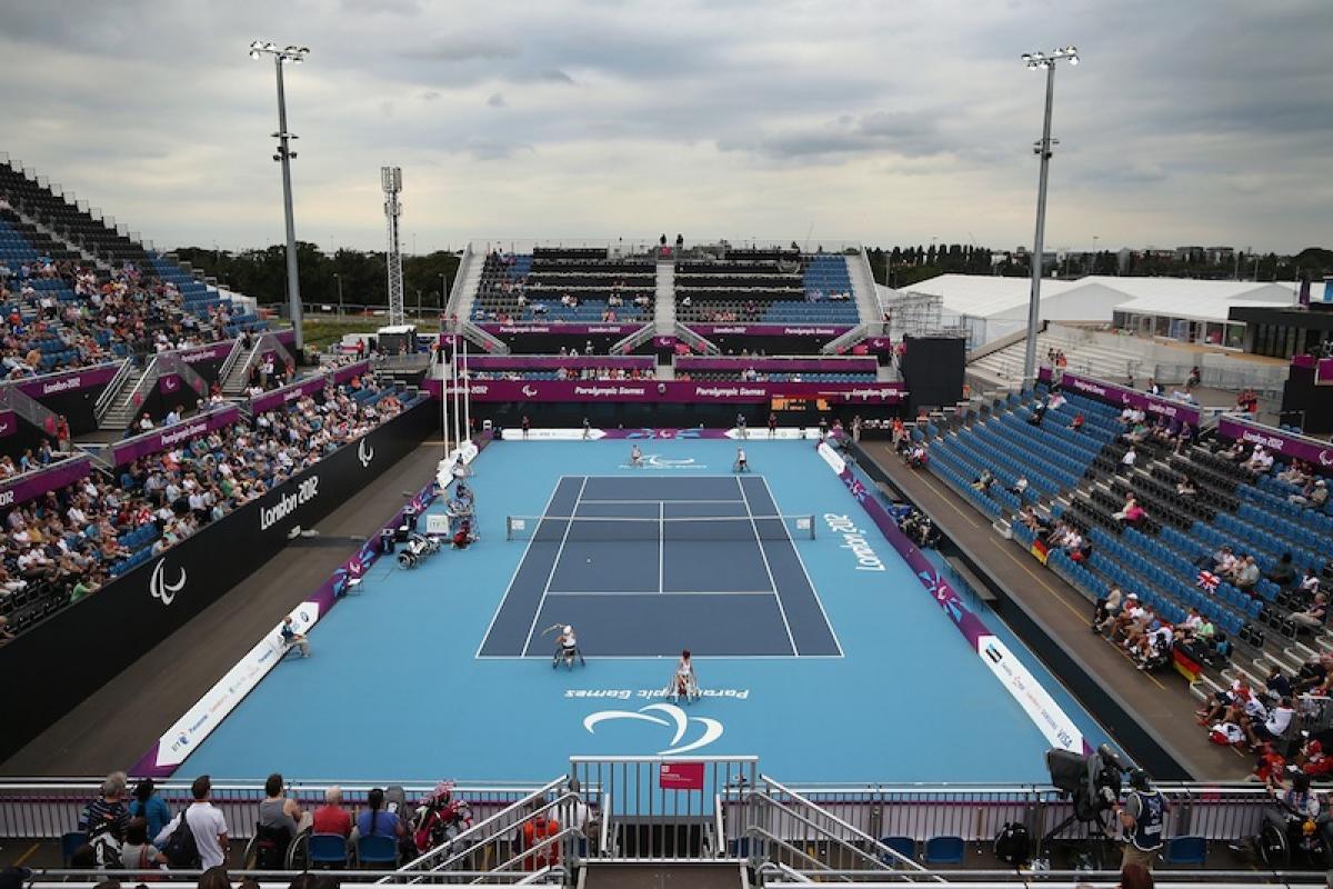 Wheelchair tennis