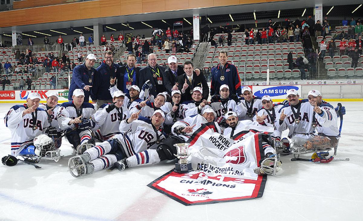 USA ice sledge hockey team