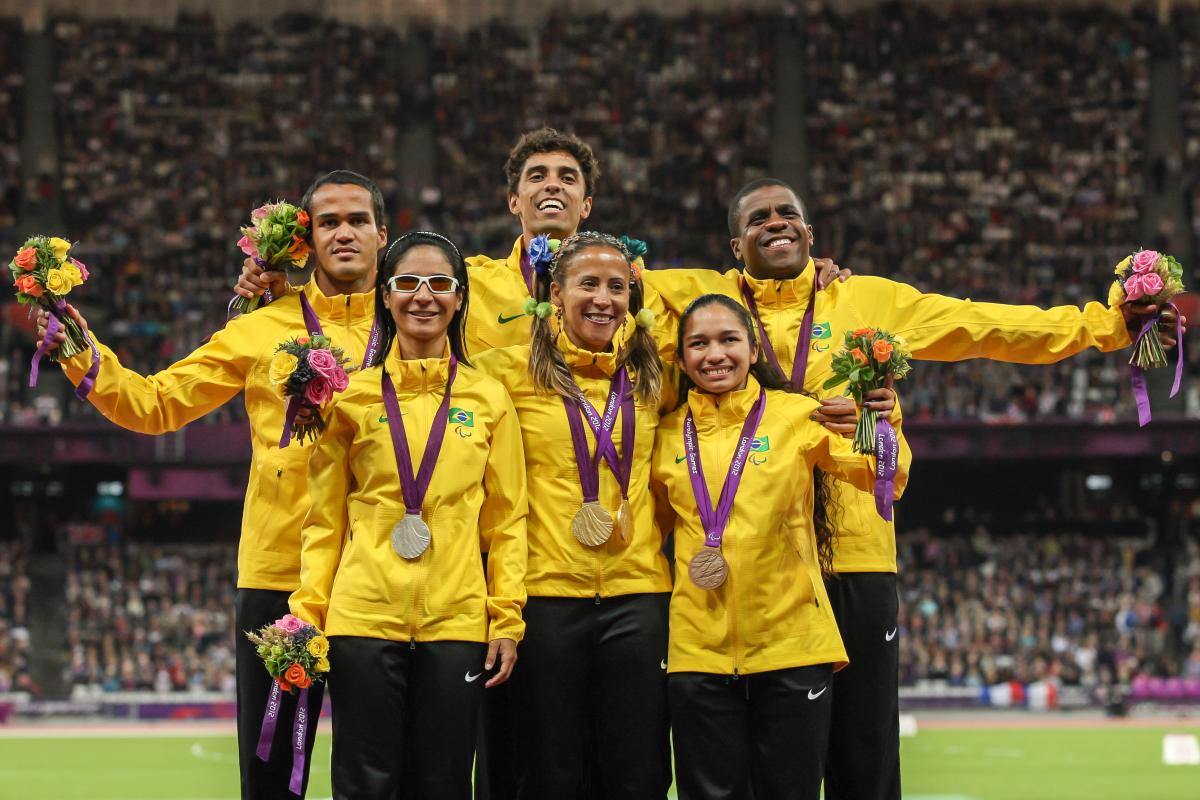Jerusa Gerber Santos, Terezinha Guilhermina and Jhulia Santos Jerusa Gerber Santos, Terezinha Guilhermina and Jhulia Santos