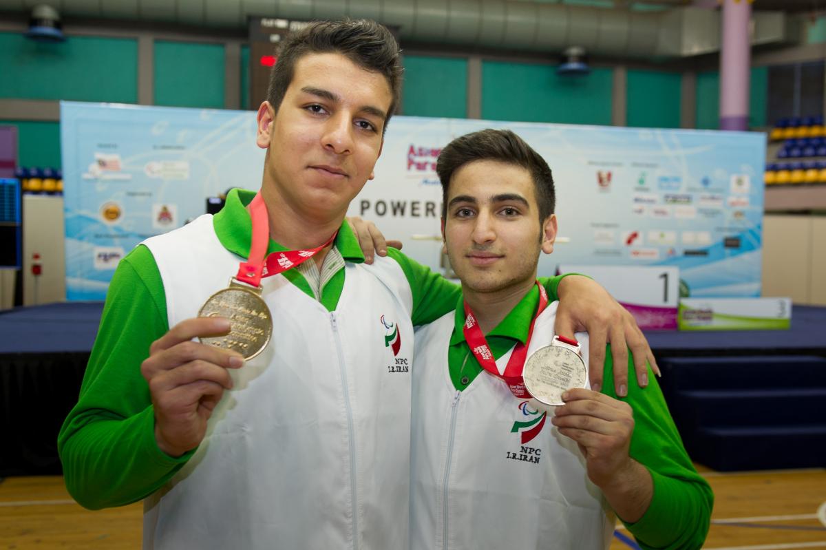 Mohsen Bakhtiar and Ali Seifi