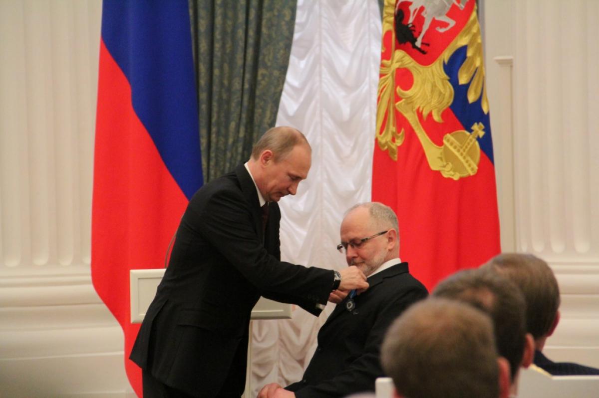 Vladimir Putin and Sir Philip Craven