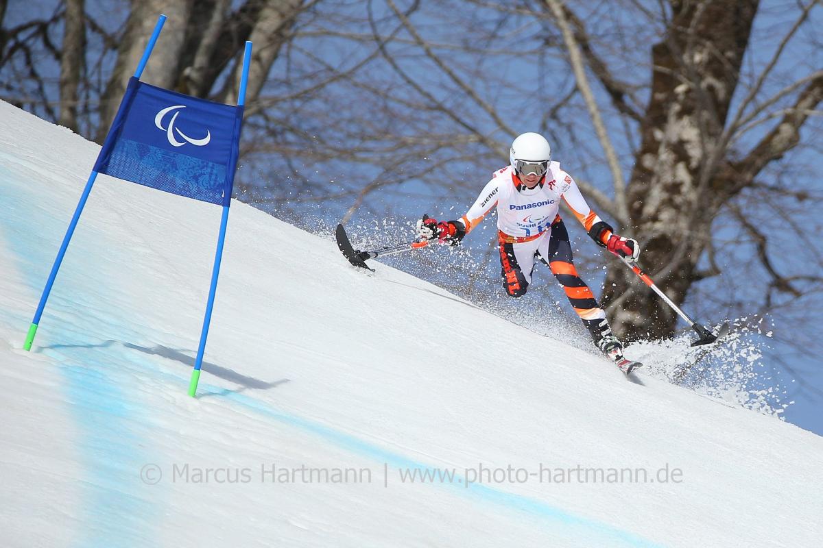 Anna Jochemsen - Sochi 2014 Winter Paralympic Games Anna Jochemsen, Netherlands seems to defy gravity