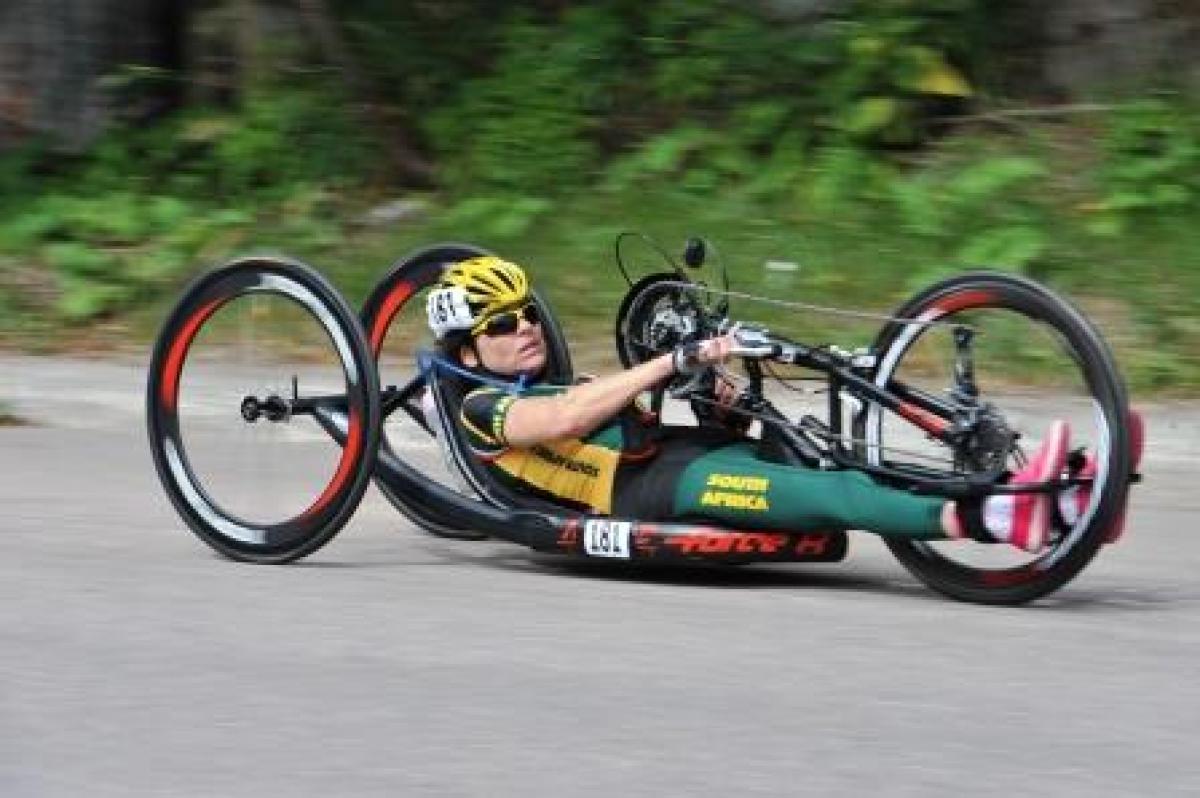 Justine Asher South Africa Cycling Women in hand-bike racing on a road