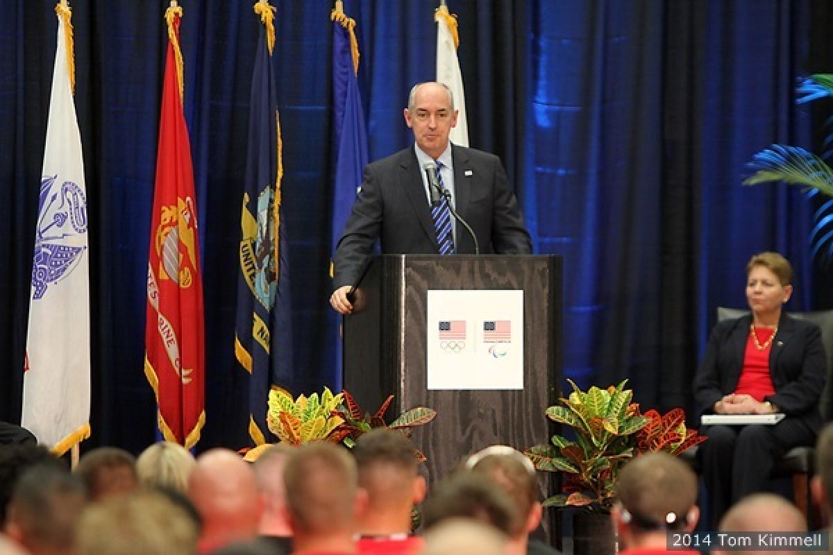 Opening Ceremony of the 2014 Warrior Games Man on podium doing a speech