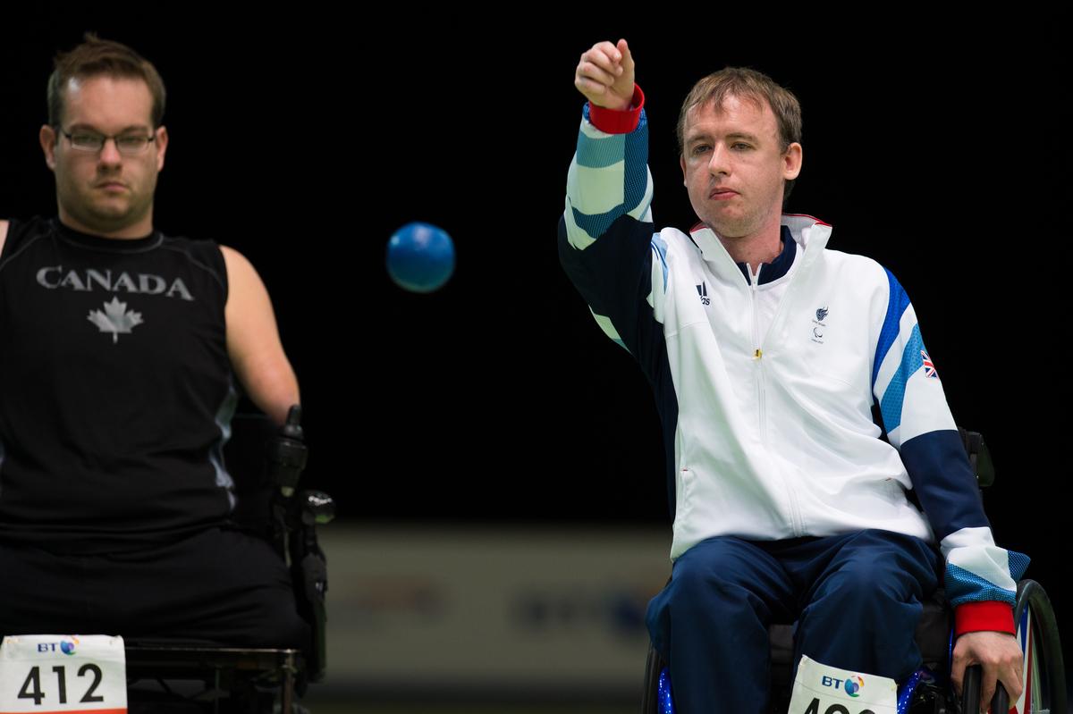 Man throwing a boccia ball