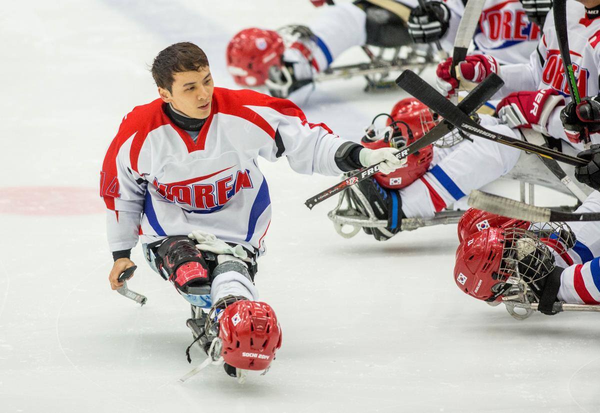 Seung-Hwan Jung - KOR-AUT - 2015 IPC Ice Sledge Hockey World Championships B-Pool Seung-Hwan Jung of South Korea competes at the 2015 IPC Ice Sledge Hockey World Championships B-Pool in Ostersund, Sweden