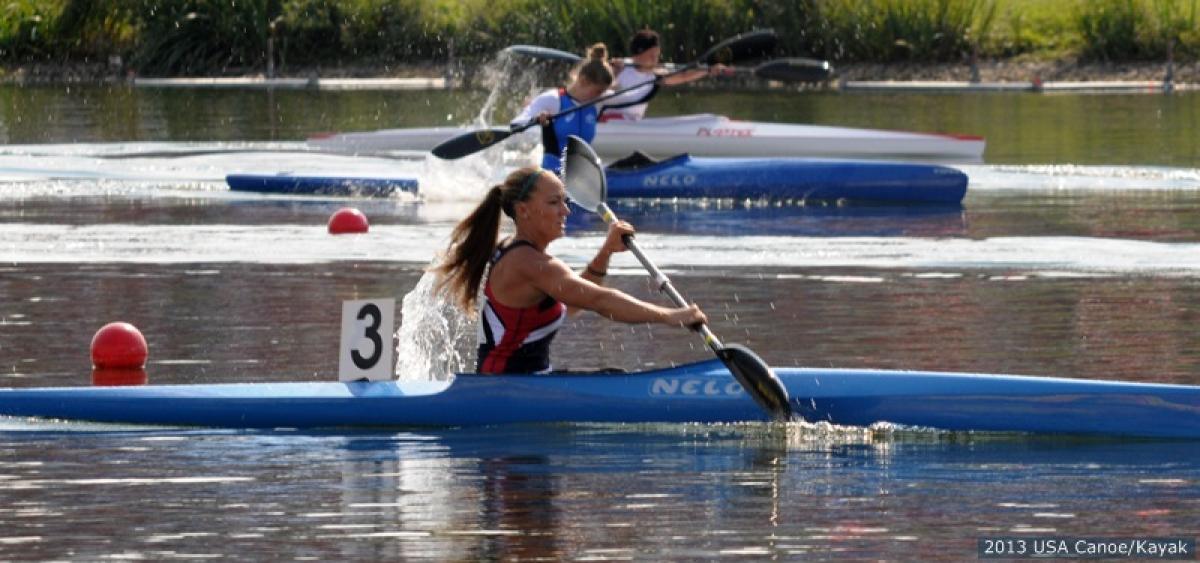 Megan Blunk para-canoe USA Women in canoe during a race