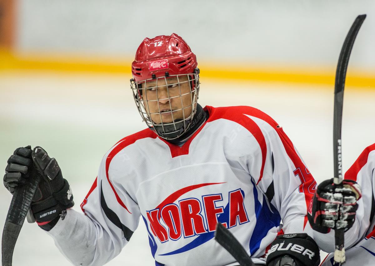 South Korea's Young-Sung Kim in action at the 2015 IPC Ice Sledge Hockey World Championships B-Pool.
