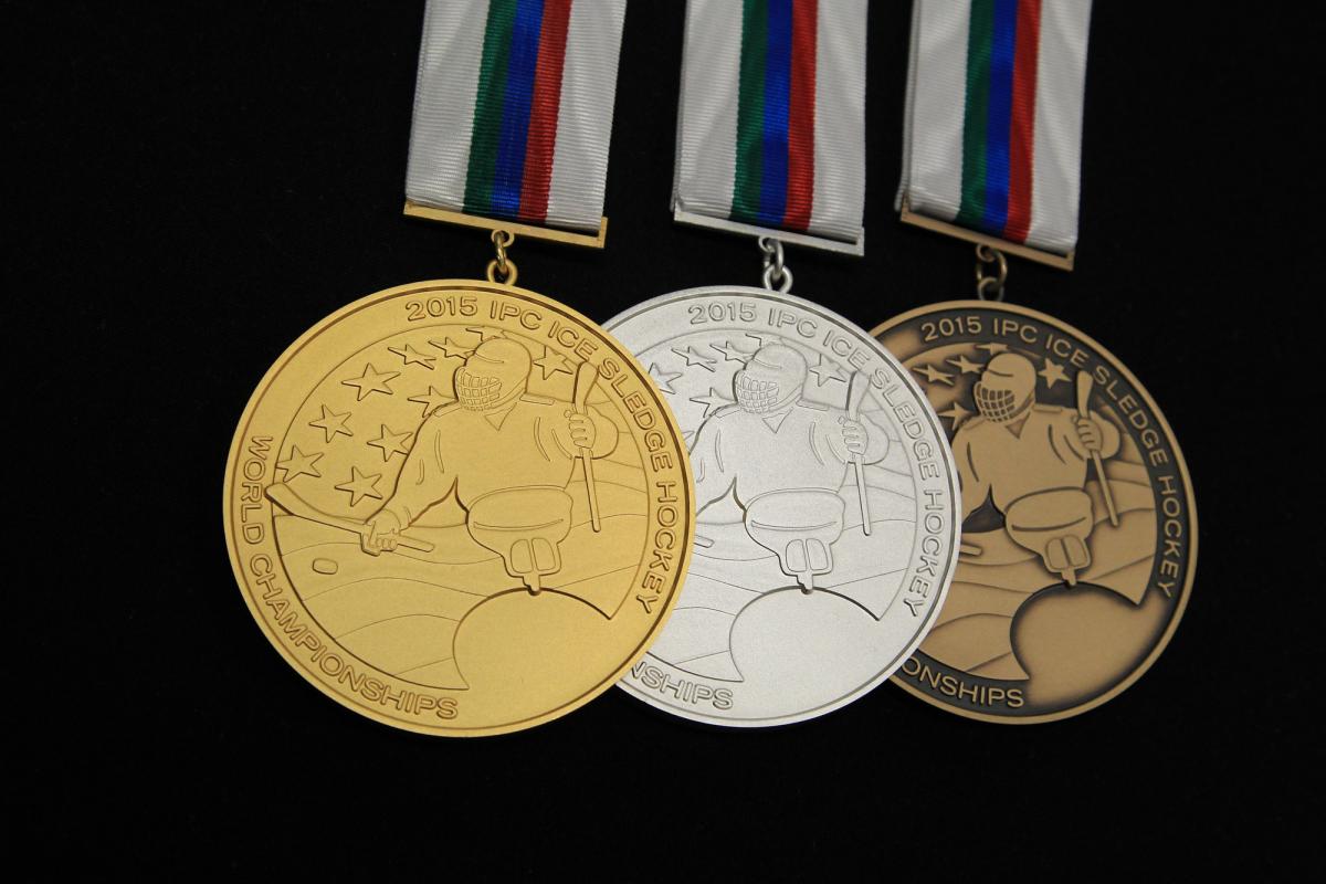 The gold, silver and bronze medal of the 2015 IPC Ice Sledge Hockey World Championships in Buffalo, USA.