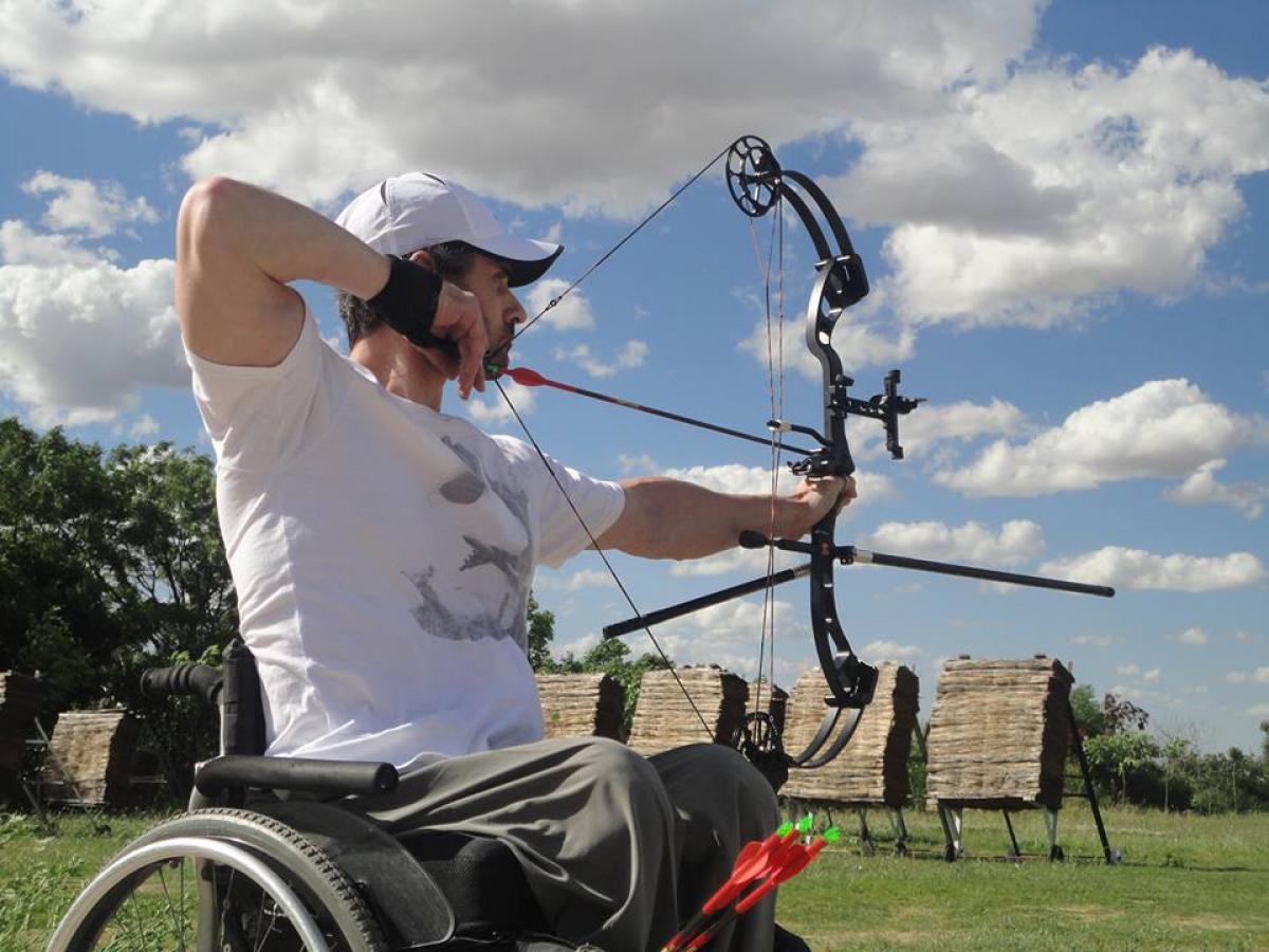 Argentina's Ferderico Paolorossi in action in para-archery.