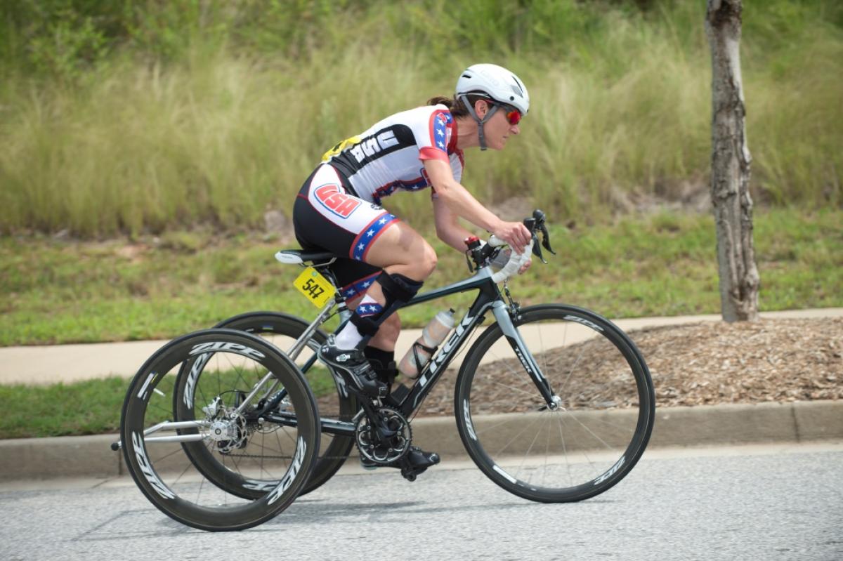 Jill Walsh - USA - 2014 Para-Cycling Road World Championships Woman on bike competing