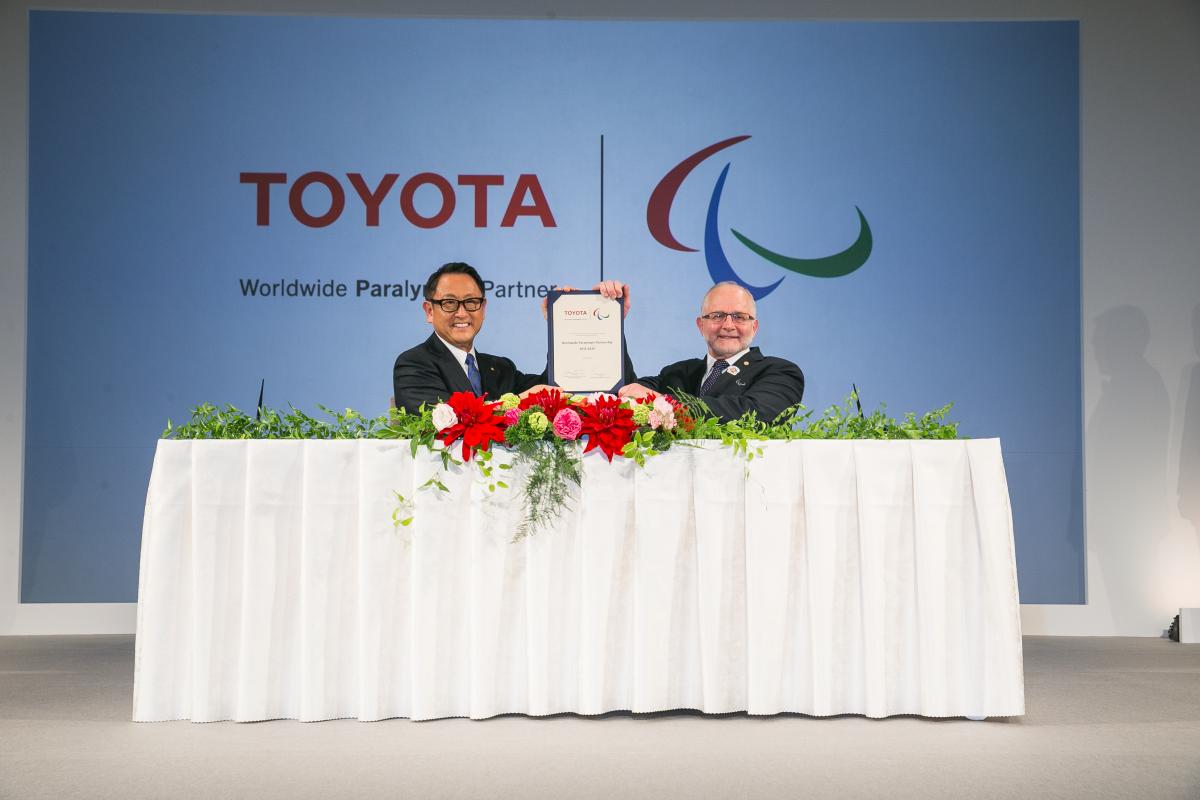 Toyota President Akio Toyoda and International Paralympic Committee President Sir Philip Craven at the official signing ceremony for the Worldwide Paralympic Partnership in November 2015.