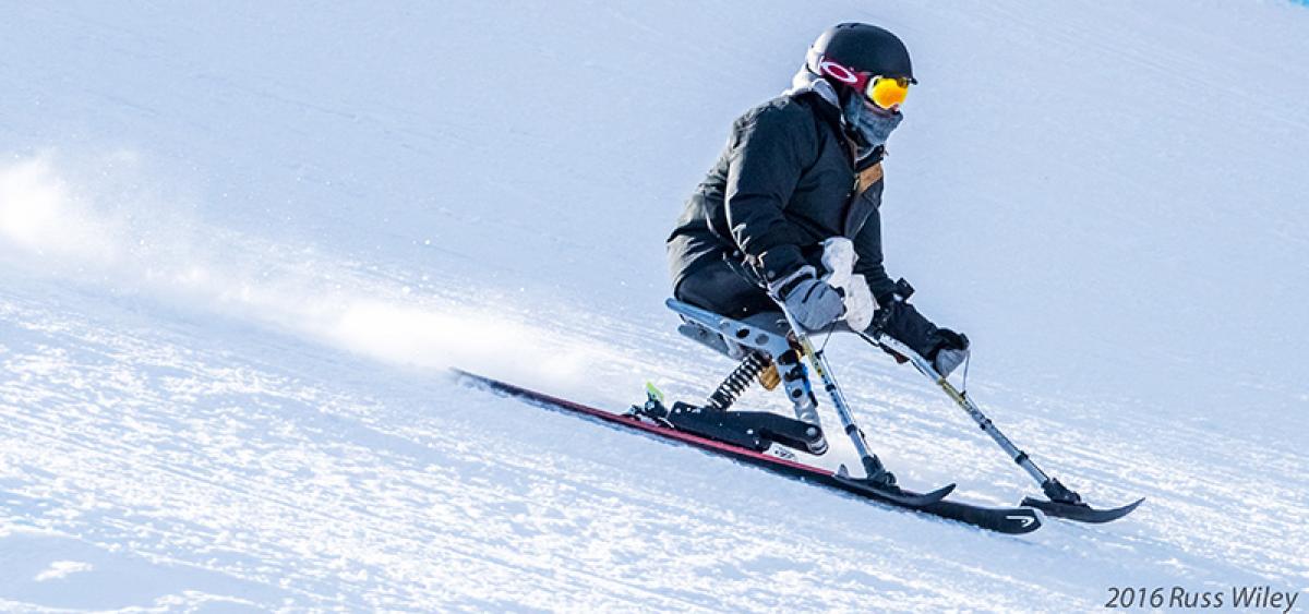 Man on mono ski during a run