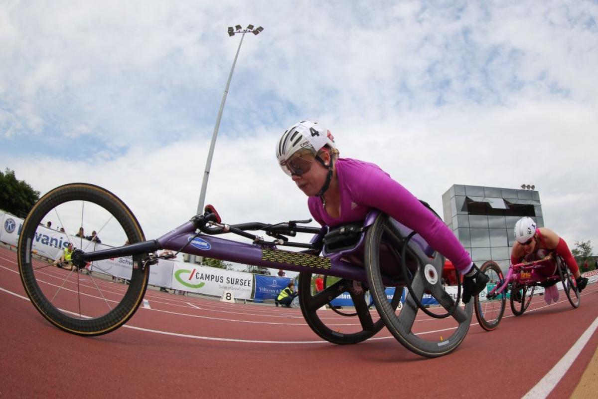 Hannah Cockroft of Great Britain competes in the 800m race during the ParAthletics Grand Prix 2015 in Nottwil, Switzerland