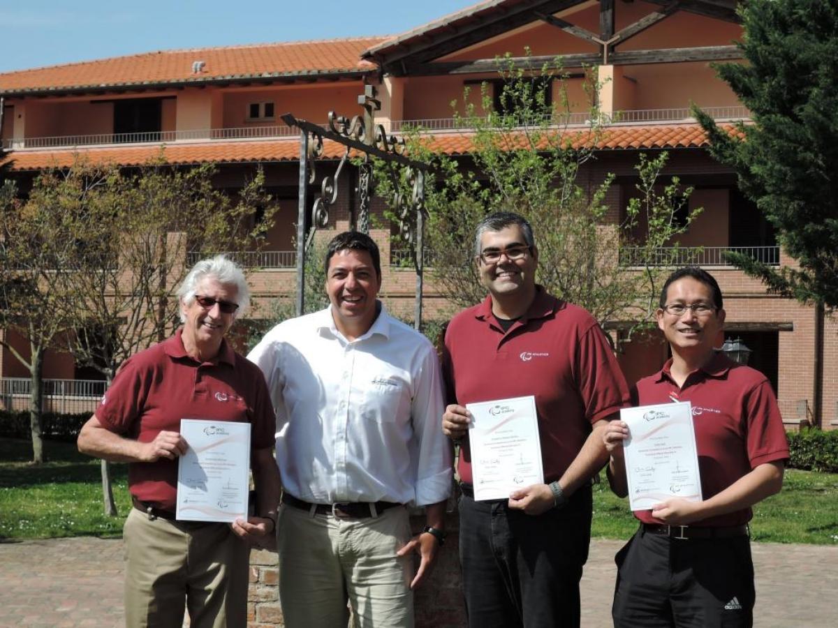Newly trained Educators - Grosseto 2016 Newly trained Educators David Weicker, Frederico Nantes and Yukio Seki receive their course certificates from Flavio Santos