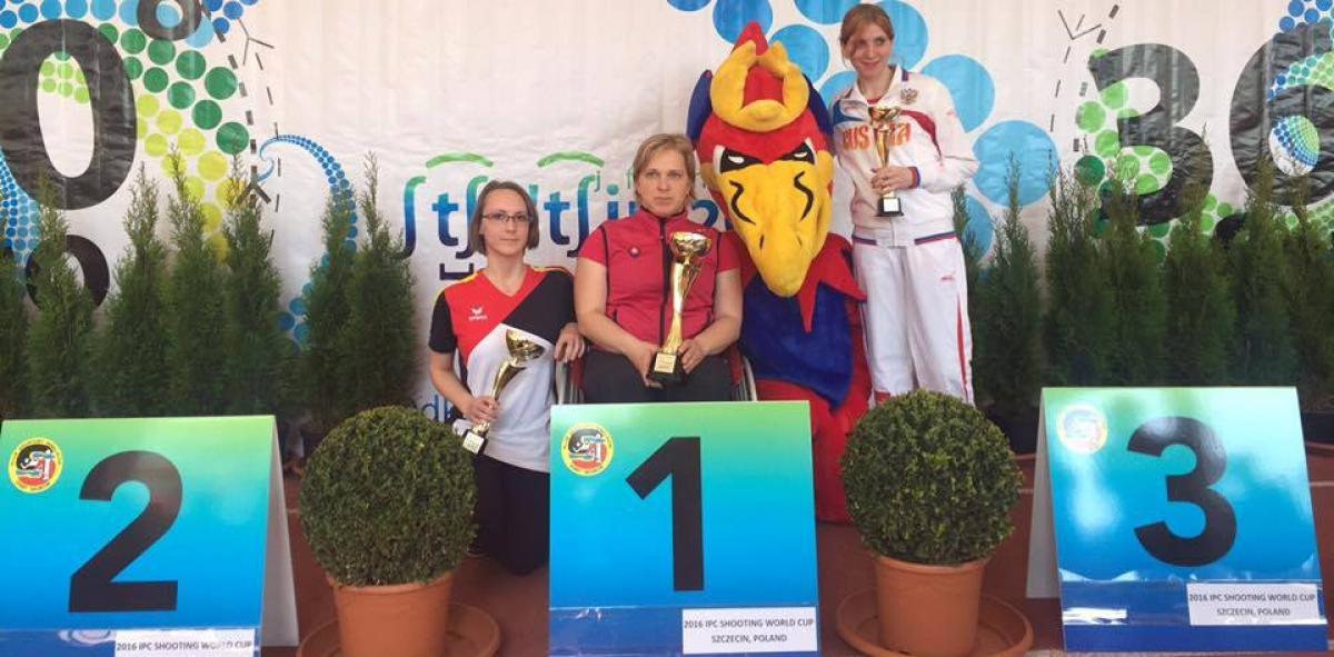 Slovakia’s world and European champion Veronika Vadovicova, Hiltrop Natascha from Germany and Ryabchenko Tatiana from Russia.