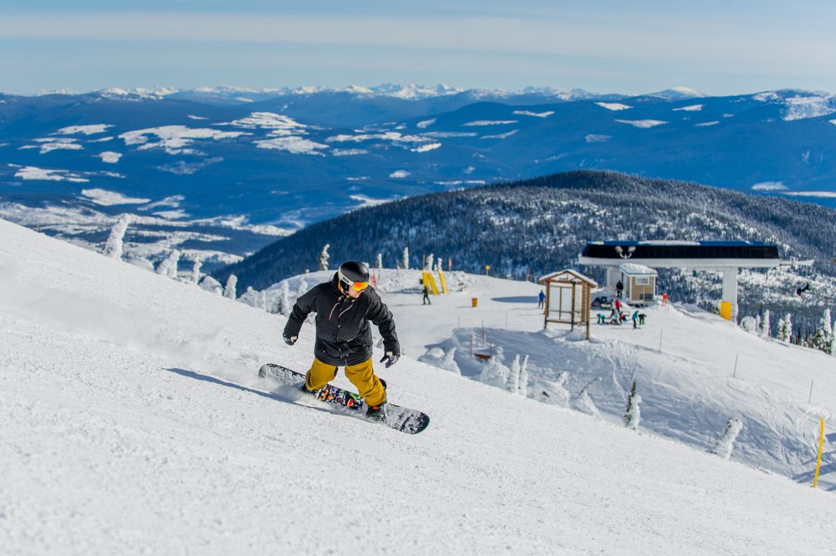 Big White Big White, Canada, will host the 2017 World Para Snowboard Championships.