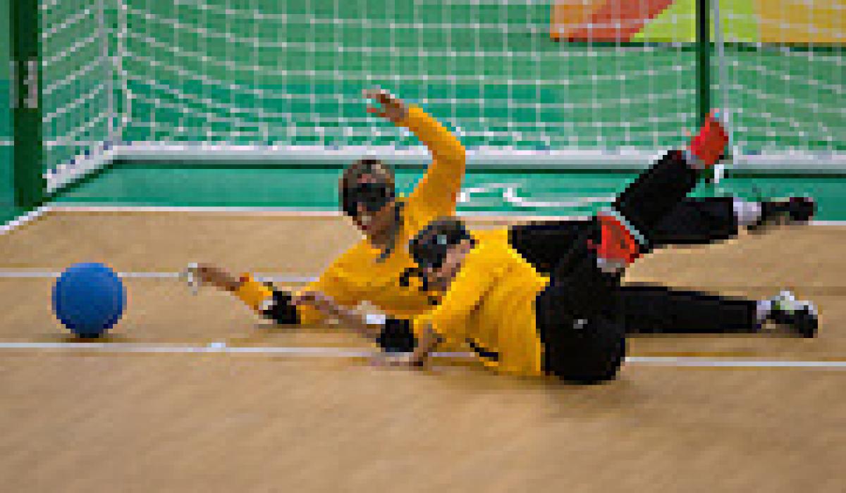 Simone Rocha and Ana Carolina Custodio (BRA) compete against USA in Goalball