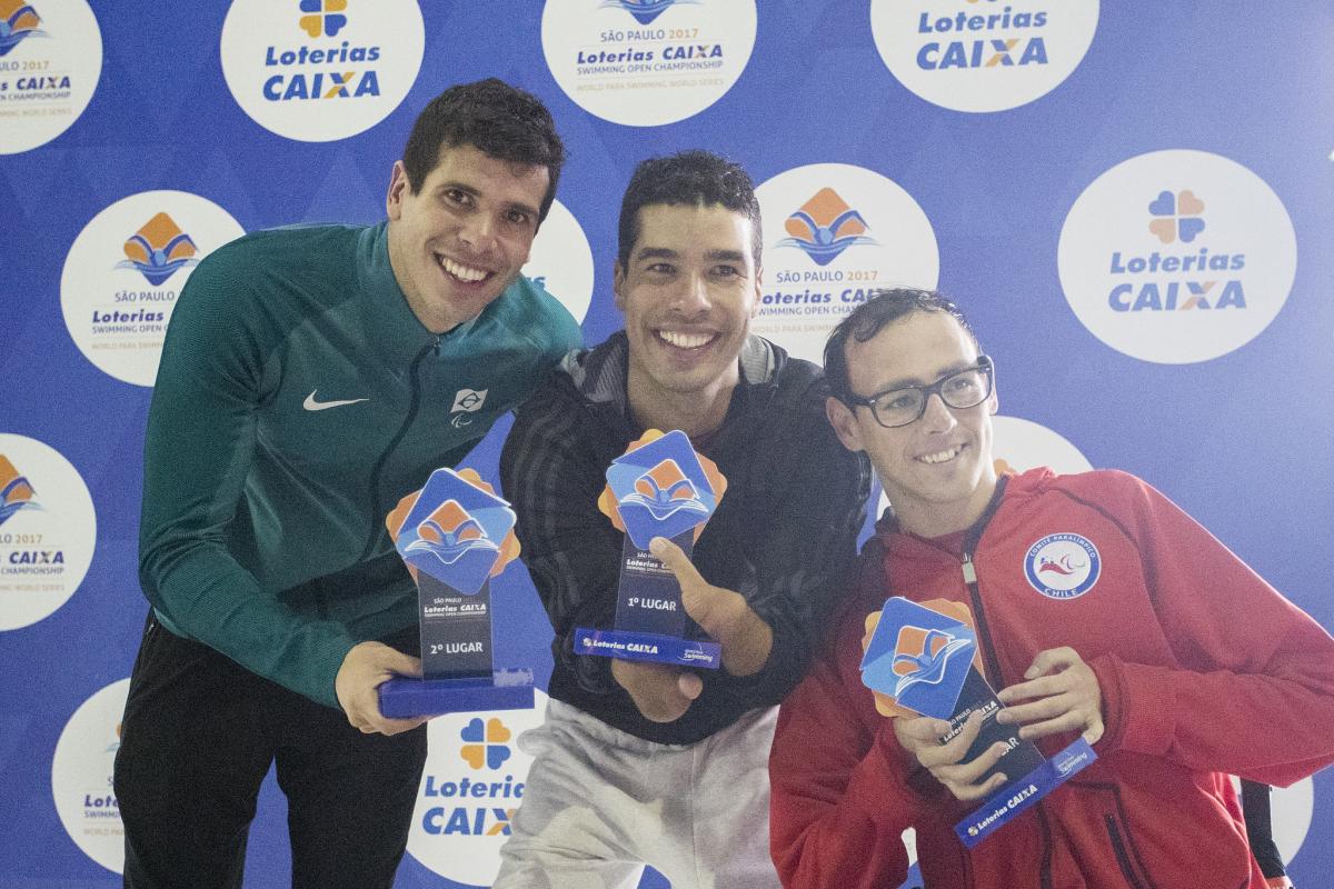 Sao Paulo 2017 World Series - Dias, Rodrigues, Diaz Para swimmers celebrate their podiums