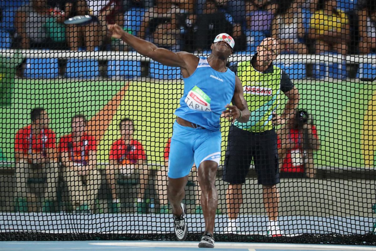 Italy's Oney Tapia competes in the discus F11 at the Rio 2016 Paralympic Games.