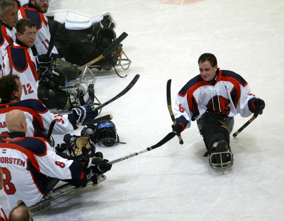Netherlands ice hockey para ice hockey players on the ice
