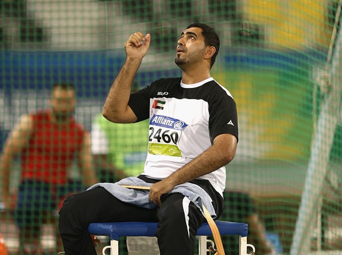 Abdullah Hayayei para discus athlete throws a discus