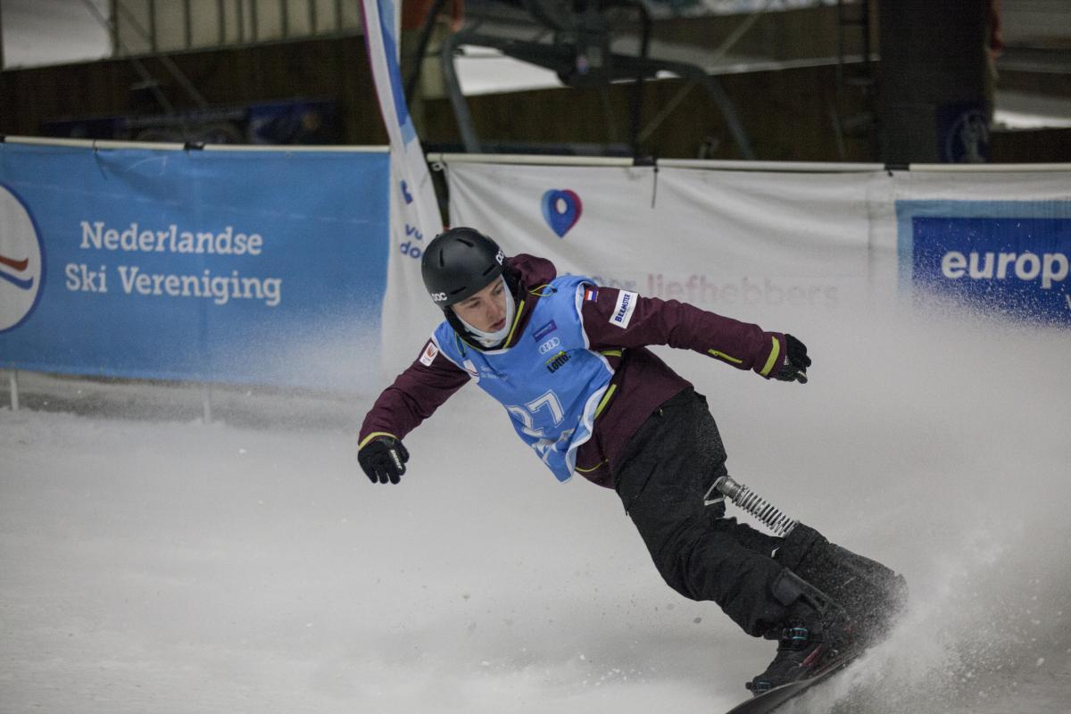 Chris Vos - Landgraaf 2017 a male Para snowboarder