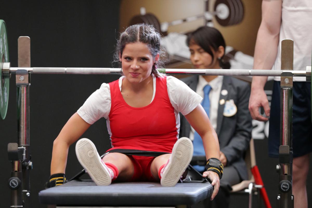 Monika Szram - Berck-Sur-Mer 2018 a female powerlifter smiling on the bench