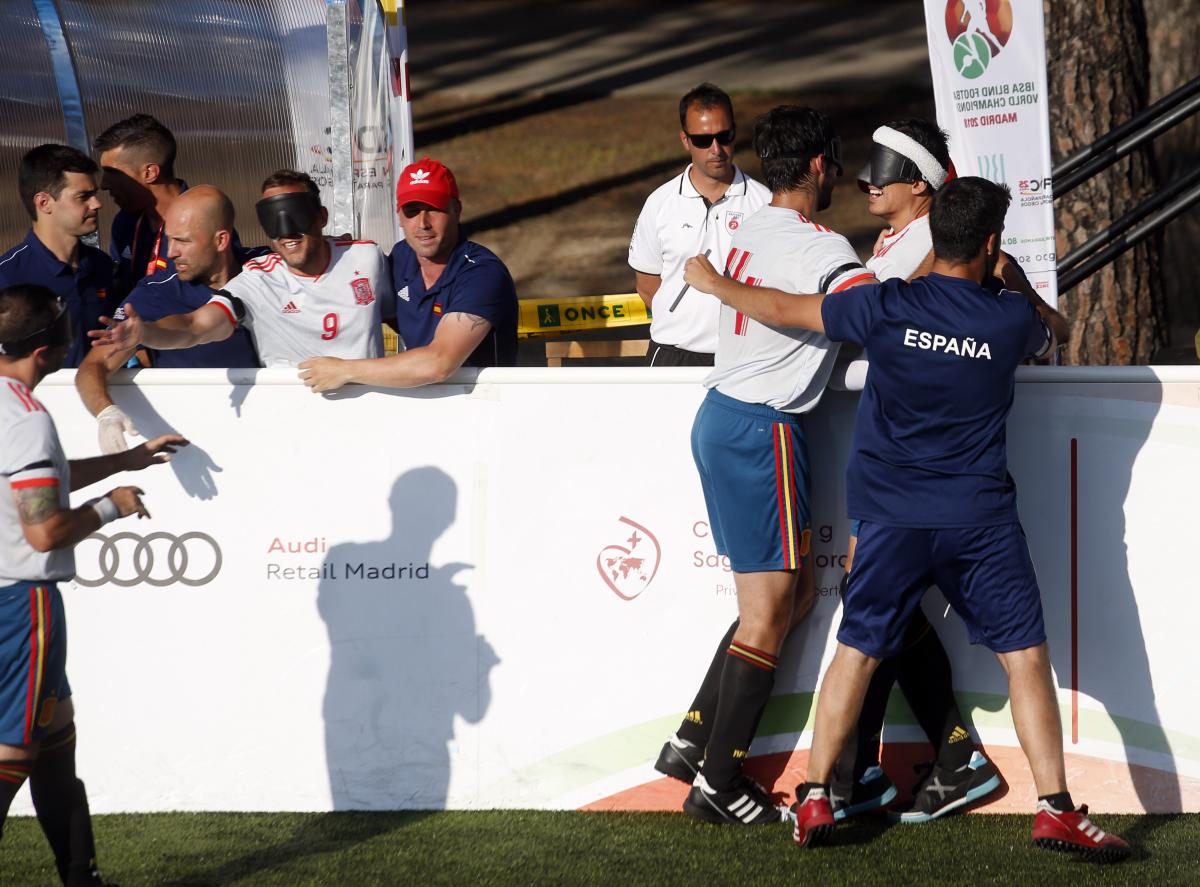 Spain celebrate after scoring a goal in the 4-1 victory over Colombia