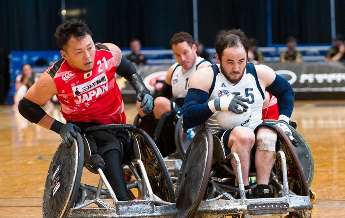2018 Canada Cup wheelchair rugby two male wheelchair rugby players clash on the court