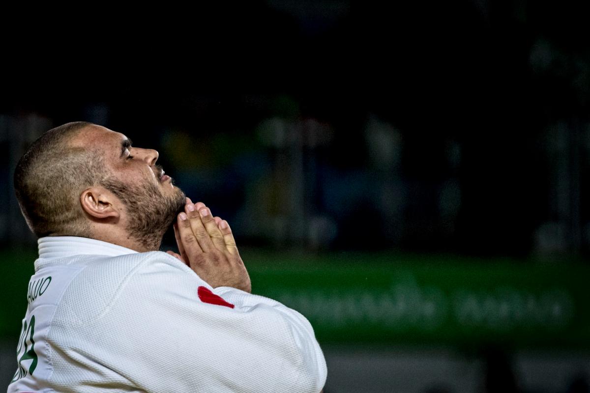 Judoka Willians Araujo looking up