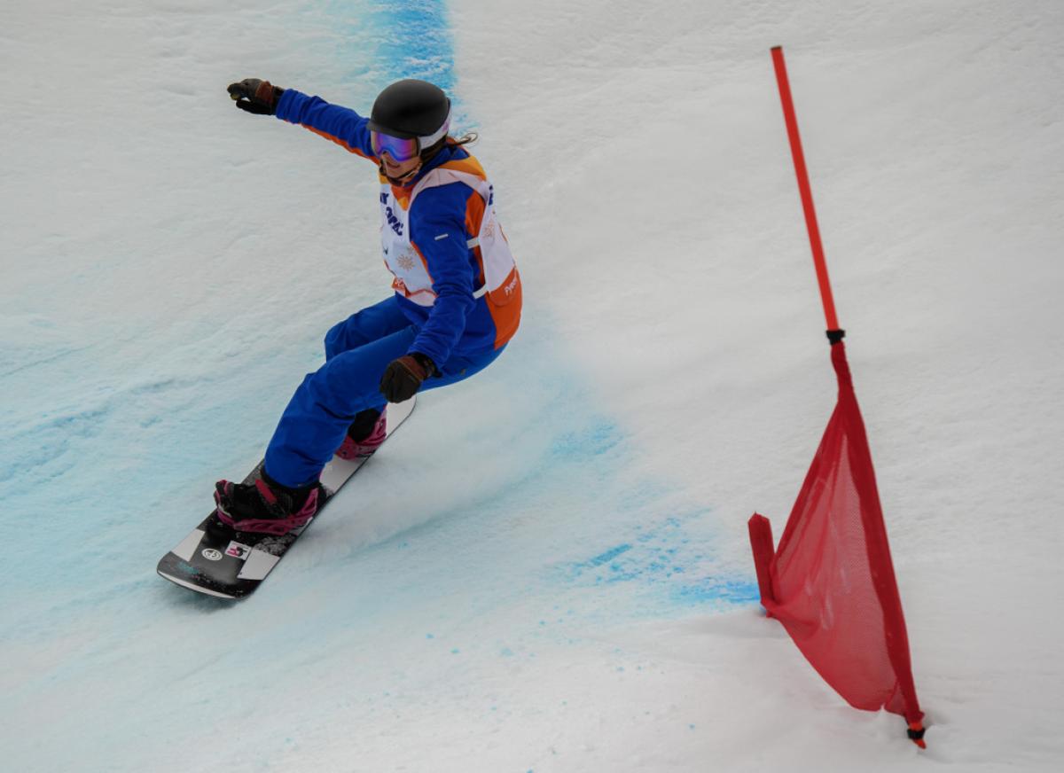Astrid Fina - snowboard - Spain Spaniard snowboarder Astrid Fina competing
