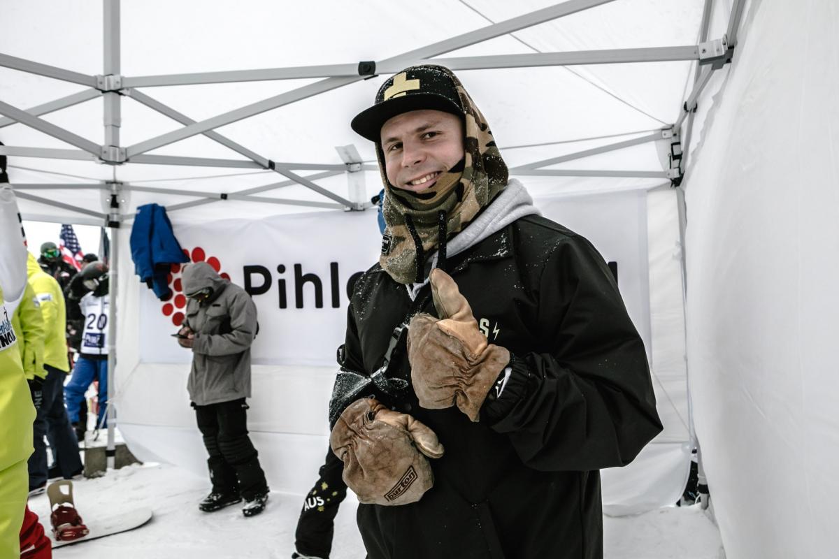 male Para snowboarder Matti Suur-Hamari 