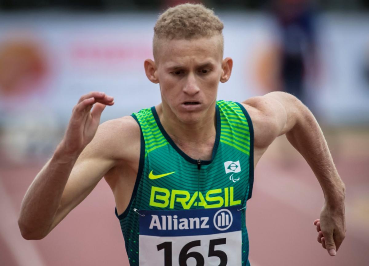 Joeferson Marinho - Brazil - World Para Athletics Juniors Championships - Nottwil 2017 A man running on an athletics track