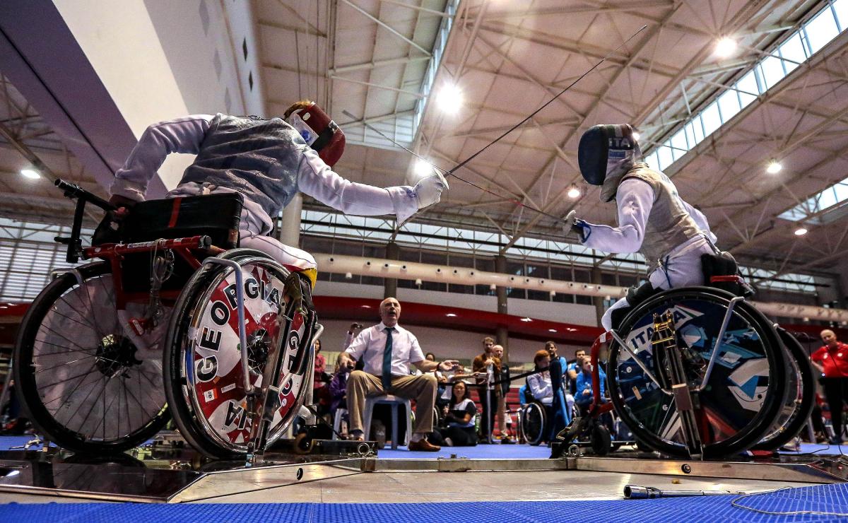 Georgian wheelchair fencer battles Beatrice Vio 