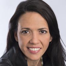 Mayi Cruz smiling