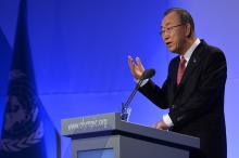 Bank Ki-moon stood behind a podium addressing the IOC session.