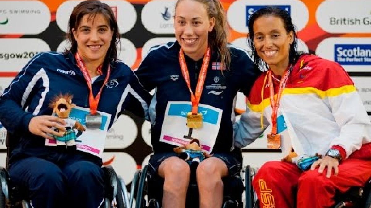 Women's 200m IM SM5 | Victory Ceremony | 2015 IPC Swimming World Championships Glasgow