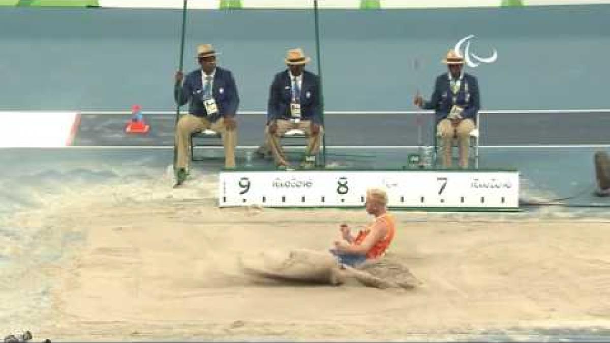 Athletics | Men's Long Jump - T44 Final | Rio 2016 Paralympic Games