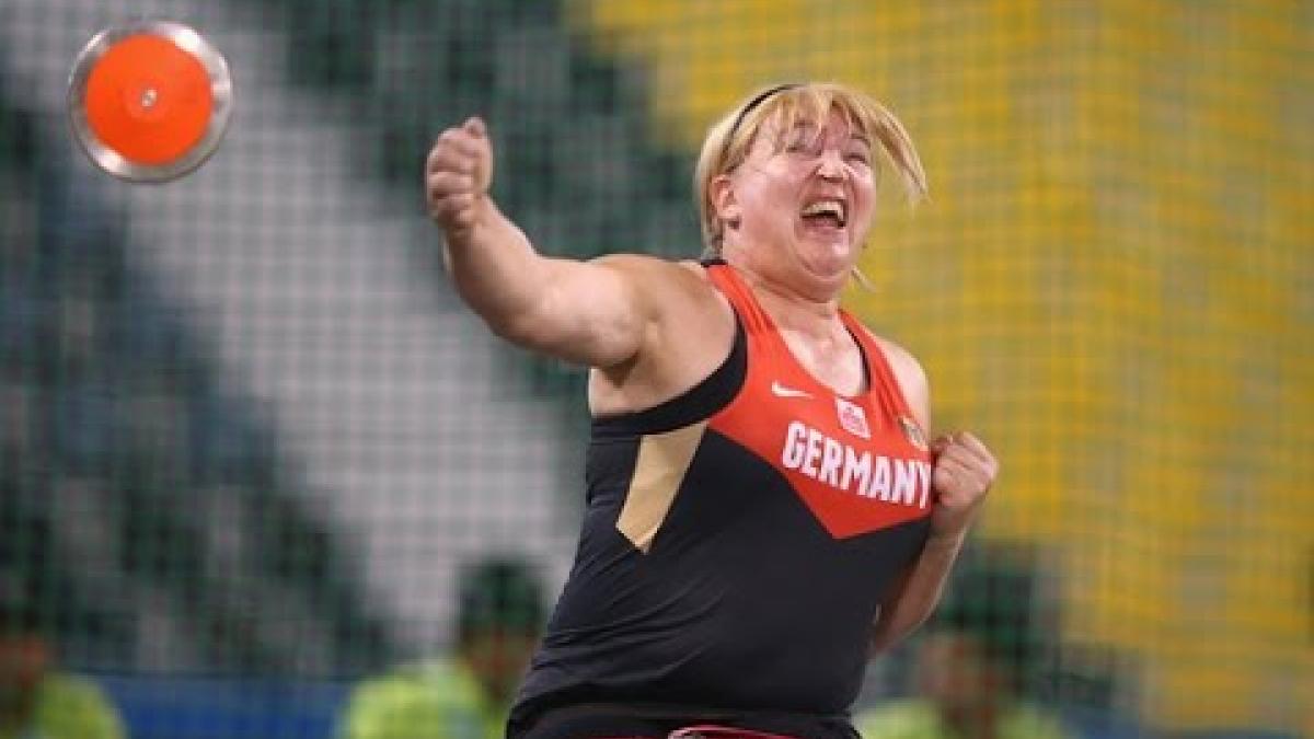 Women's discus F55 | final |  2015 IPC Athletics World Championships Doha
