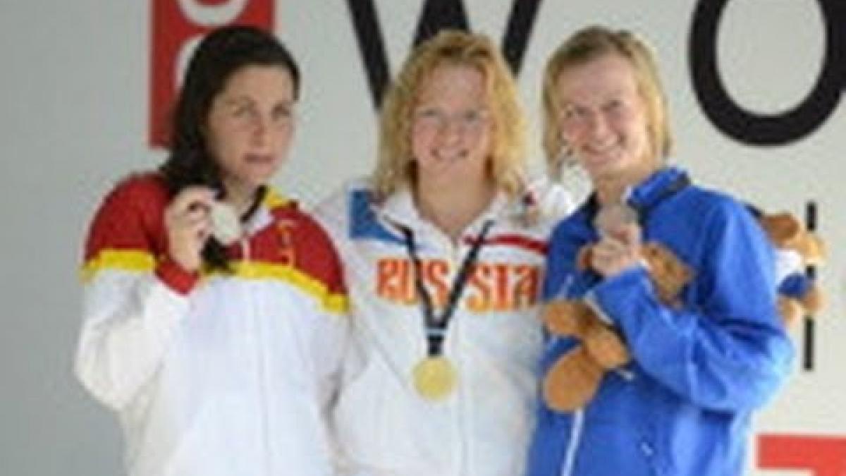Swimming - women's 400m freestyle S12 medal ceremony - 2013 IPC Swimming World Championships