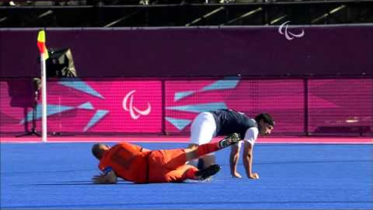 Football 7-a-side - NED vs USA - Men's 5-8 Semi-Final - 1st half - London 2012 Paralympic Games.mp4
